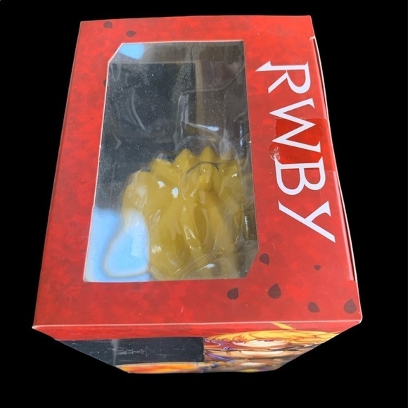 RWBY Yang Xiao Long Figure - Picture 3 of 4